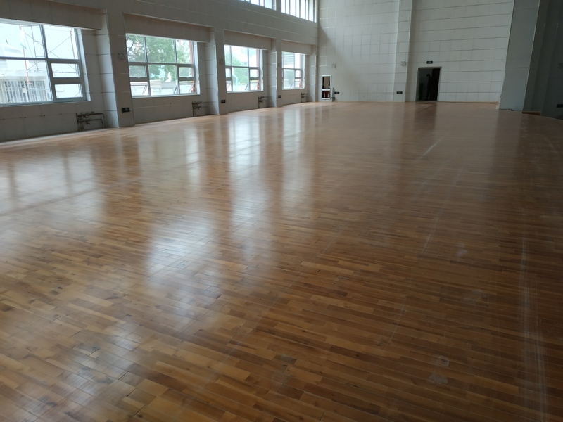 寧夏銀川試驗中學(xué)舞臺木地板施工案例